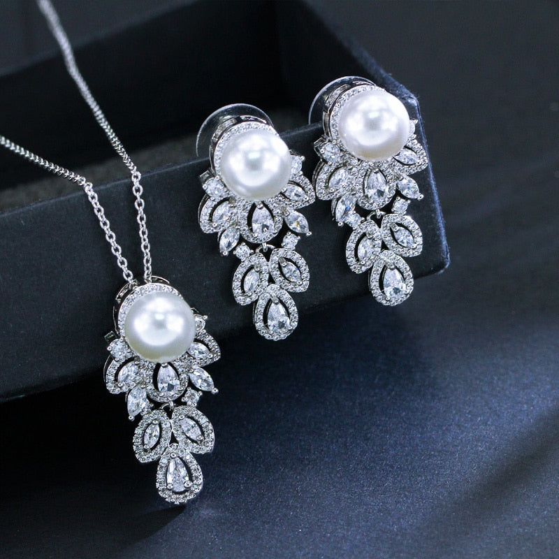 Sterling Silver & Pearls Necklace & Earring Set –